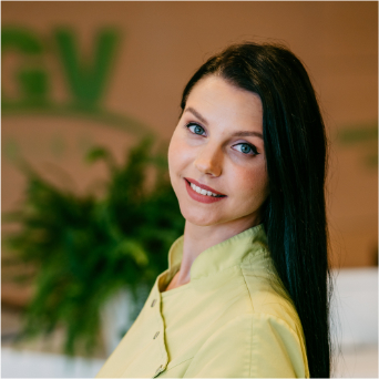 Portrait of Dr. Andra Abolina from EGV clinic