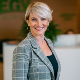 Team member Dana Leite contact information